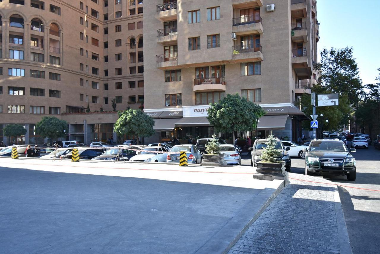 Yerevan4You Courtyard エクステリア 写真